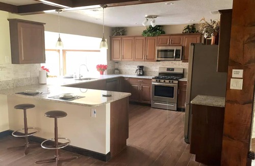 Leesburg House | 3 BR 2 Bath Home Full Kitchen Pool Boat Parking