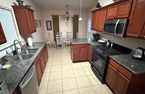 Niceville House | 3 BR, 2 bath single family home near Destin, 20 minutes to Gulf beach