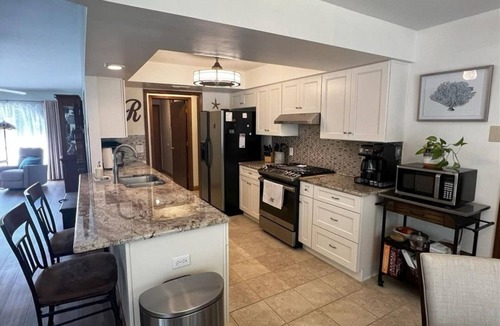 Dunnellon House | 3-BR house w/heated pool in charming Dunnellon with AC, WiFi. Enjoy a cozy stay