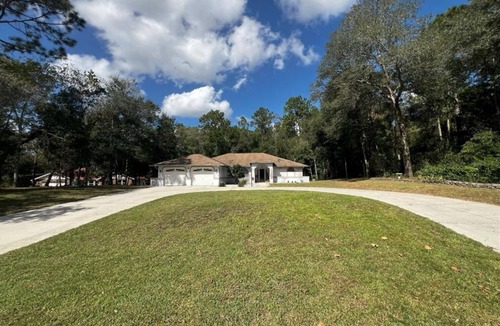 Dunnellon House | 3-BR house w/heated pool in charming Dunnellon with AC, WiFi. Enjoy a cozy stay
