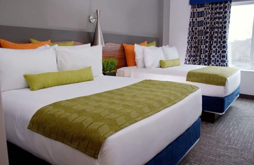 Circleville Resort | 3 Junior Double Queen Suites at The Kartrite Resort and Indoor Waterpark!