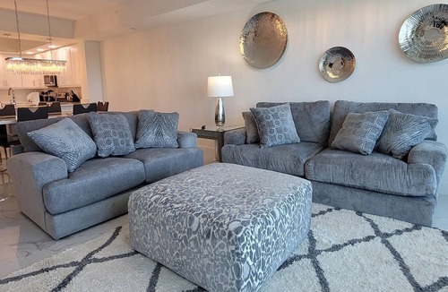 Island Estate Condo | 302, Water View-Clearwater Bch in 6 min, Pool/Gym