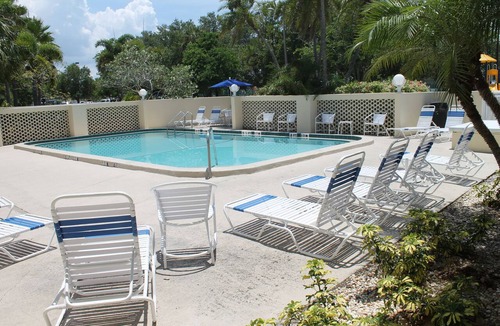 Ruskin Apartment | #303 A Luxury Resort at Little Harbor With Dolphins and Fishing Just Steps Away