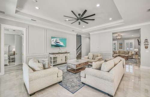 Seacrest House | 30A Pet Friendly Beach House - Seacrest Serenity by Panhandle Getaways