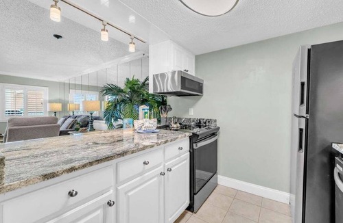 Holiday Isle Condo | 313- Coastal Cool Beachfront Condo with stunning ocean views!
