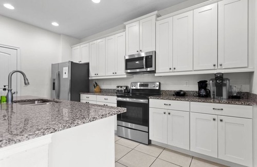 West Kissimmee Cottage | 320-6-pc-pet Friendly 6 Bedroom Home With Game Room
