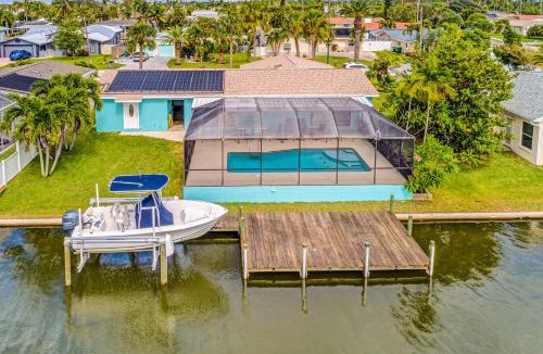 Venetian Way House | 347 Carmine Dr