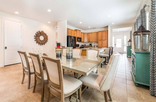 West Kissimmee Cottage | 350-360 Huge Villas - Near Disney - 15 BDs