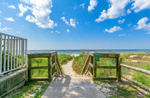 El Centro Beach House | 3B - Livin' La Villa Loca
