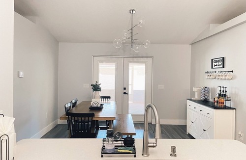 Palmetto House | 3B2BA house in Palmetto W/Pool & Movie Room