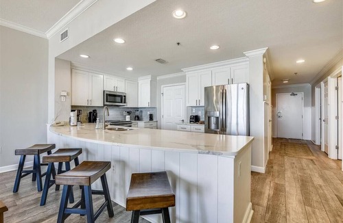Thomas Drive Condo | 3BR Beautiful Condo with fabulous views, spring/summer open book now!