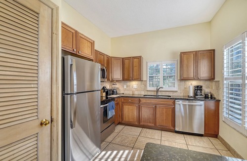 Whitney Beach Cottage | 3BR Cottage- Footsteps to the Sand
