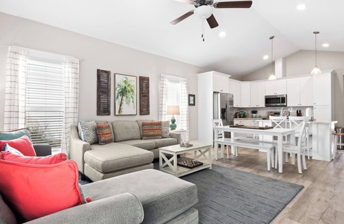 Seacrest House | 3BR home in Shorewalk: Pool, Grill, Arcade + Free Tix: Dolphin Cruise & More!