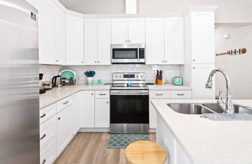 Seacrest House | 3BR home in Shorewalk: Pool, Grill, Arcade + Free Tix: Dolphin Cruise & More!