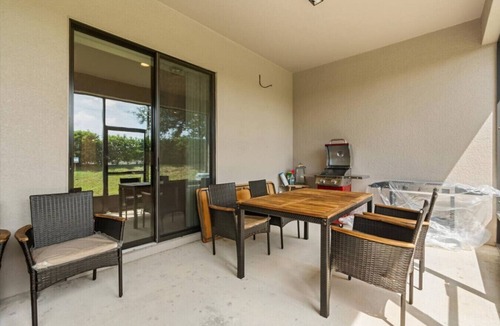 Lake Wales House | 3BR Lake Wales | Game Room | BBQ | 45 Min to Disney | Sleeps 6