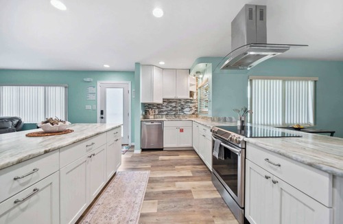 Venetian Way House | 3BR Waterfront Home with Pool & Kayaks