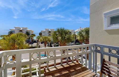 Gulf Place Apartment | 3rd-floor studio with Gulf view balcony pool & tennis