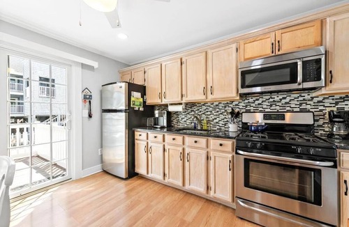 Beach Haven Apartment | *3rdtoBeach*BIG DISCOUNTS SUMMER WEEKS*Heart of BEACH HAVEN*Across Veterans PRK