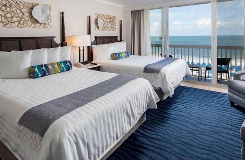 St. Pete Beach Hotel | 3x Gulf Front View With Balcony 2 Queen Beds at Island Grand at TradeWinds