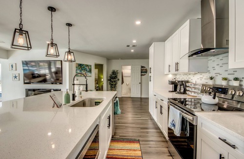 Caloosahatchee House | 4 Bdrm, Bright and Spacious! 21 reviews,Villa 20