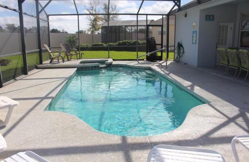 Haines City Villa | 4 bed 3 bath Beautiful family villa