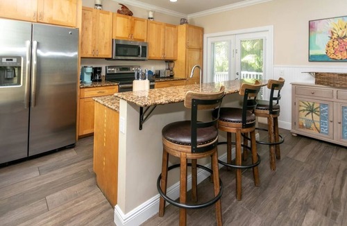 Marathon House | 4 Bedroom 3 Bathroom Sanctuary Villa W/Private Pool & 35ft dock upon request