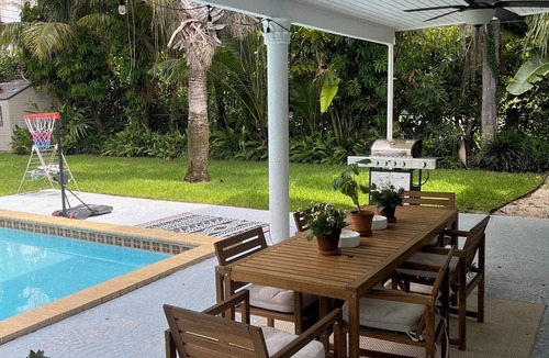 Palmetto Bay House | 4-bedroom family house in perfect Palmetto Bay near Coral Reef Park
