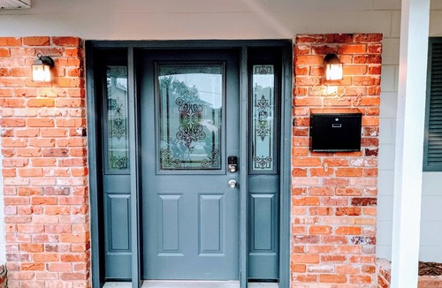 Pine Hills House | 4-bedroom Haven Retreat in Orlando near Universal & Disney