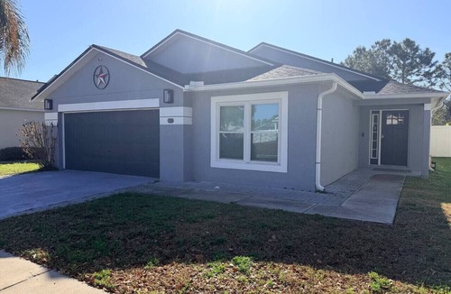 Clear Creek House | 4 Bedroom Villa close to Theme Parks sleeps 9
