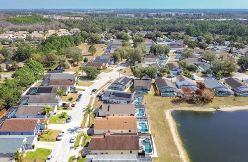 Silver Creek Villa | 4 bedroom villa w/grill and pool! ONLY 30 minutes from DISNEY!