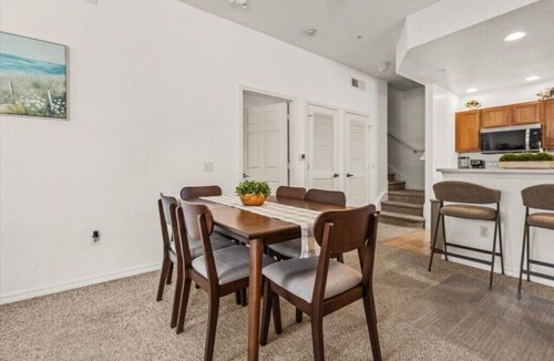 Venetian Bay Villages House | 4 Bedrooms/3 Bathrooms/Venetian Bay (4014-101SM)