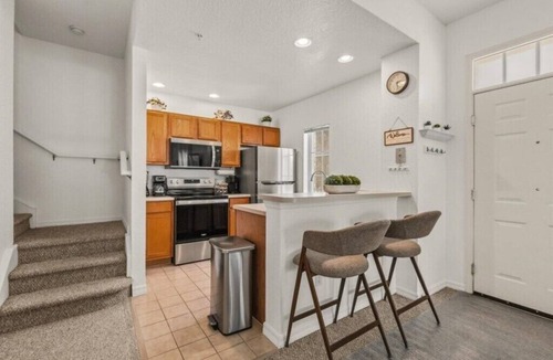Venetian Bay Villages House | 4 Bedrooms/3 Bathrooms/Venetian Bay (4014-101SM)