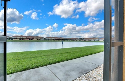 Florida Central Atlantic Coast House | 4 Bedrooms/3 Bathrooms/Paradise Palms (8881 CP)