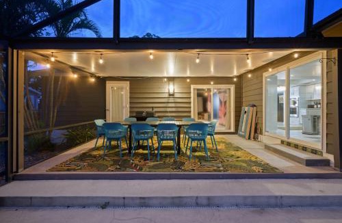 Whitney Beach House | 4 Br Sleeps 10 Private Pool Putt Putt Dog Friendly