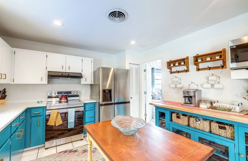Jensen Beach House | 4 Mi to Jensen Beach Park: Family Home w/Pool!