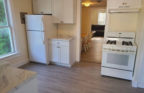 Oneonta Apartment | 40 West - 3 bdrm apt in City Center Oneonta, walkable to Main St
