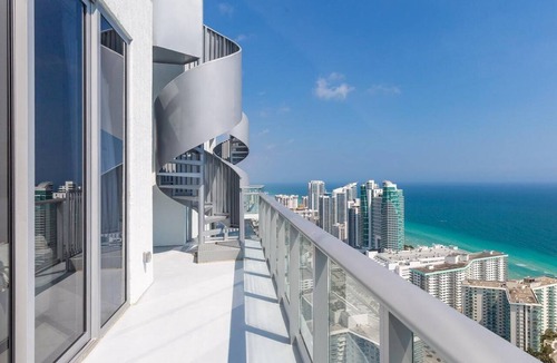 Hollywood South Central Beach Condo | 43rd Floor Penthouse Ocean Views Private Terraces