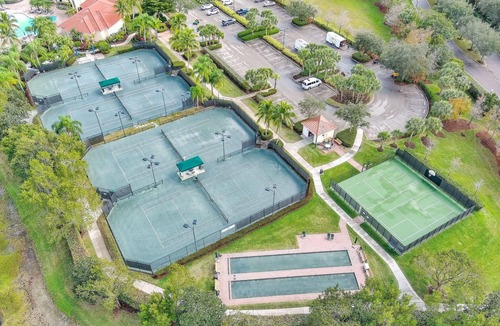 Biggar House | 4500AC/7000 Total SQFT of FUN Pool Spa Home with 5 Bedrooms 4 Bath + 2 1/2 Bath