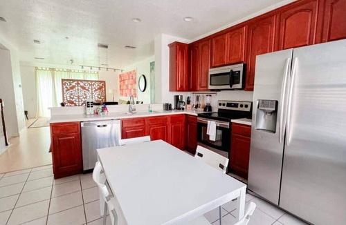 Florida Central Atlantic Coast House | 4846-Epic 3-Suite Townhome at Vista Cay