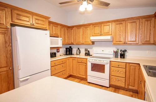 Frankfort House | 4BR 2BA Home Perfect for a Family in Frankfort