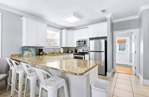 Emerald Waters Village House | 4BR in Gated Neighborhood with Pool & Golf Cart