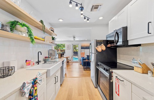 Poinciana Park House | 4BR Las Olas hidden Gem w/Pool, Game Room, 25 min MAJOR INTERNATIONAL SPORTING EVENT, BBQ & mini golf