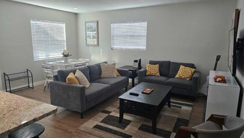 Port Tampa City House | 4BR Port Tampa Retreat Fenced Yard & Patio