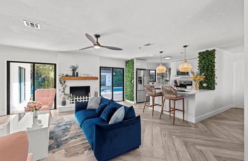 West Palm Beach House | 4BR Private Family Pool Getaway Near Beaches & Downtown