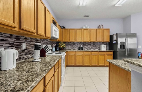 Windwood Bay House | 4BR retreat w/screened pool & spa