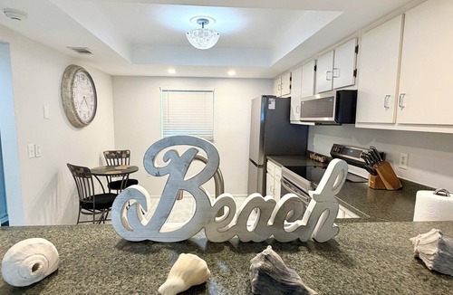 Satellite Beach Condo | 4th Floor Direct Oceanfront