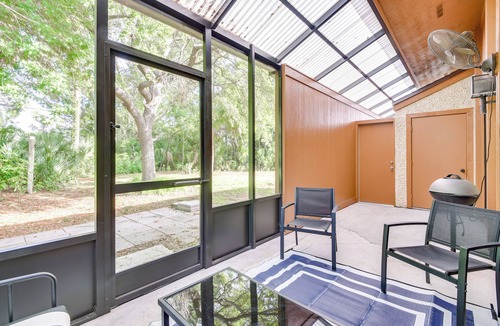 Bradenton Apartment | 5 Mi to Anna Maria Island: Apt w/Pool Access!