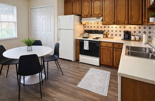 Valdosta Apartment | 5 Minutes to VSU, I-75 & Restaurants! Sleeps 5 w/2 Full Baths- Family Friendly