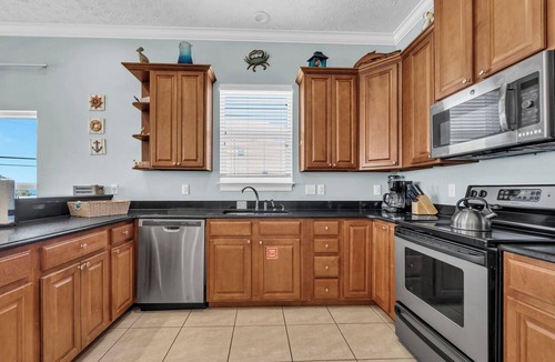 Bahama Beach Condo | 🌊50ft to Beach~Balcony w/Gulf Views~Rest-A-While 201