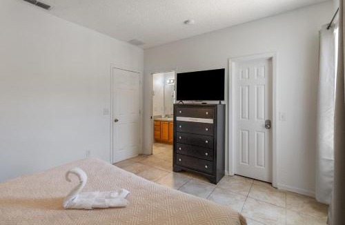 Sunset Ridge House | 53 Pool Home Located In Sunset Ridge Community!